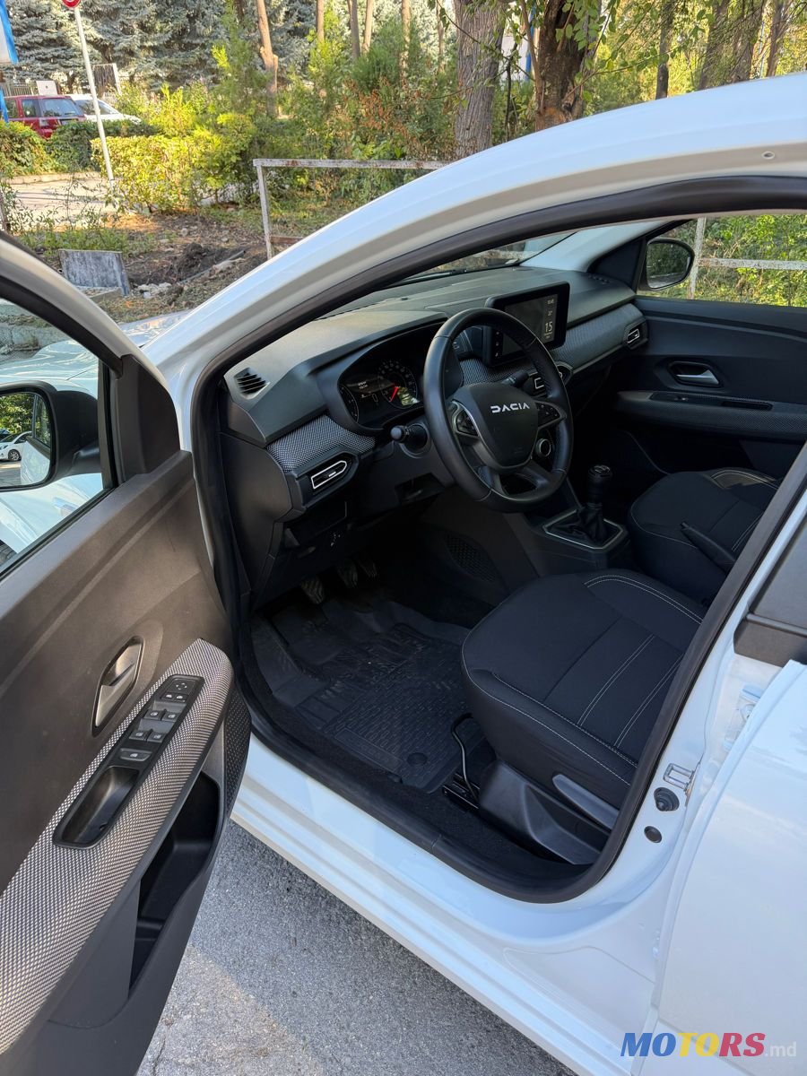 2024' Dacia Logan photo #5