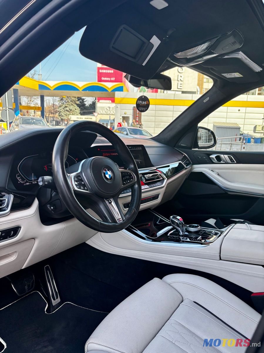 2020' BMW X5 photo #6