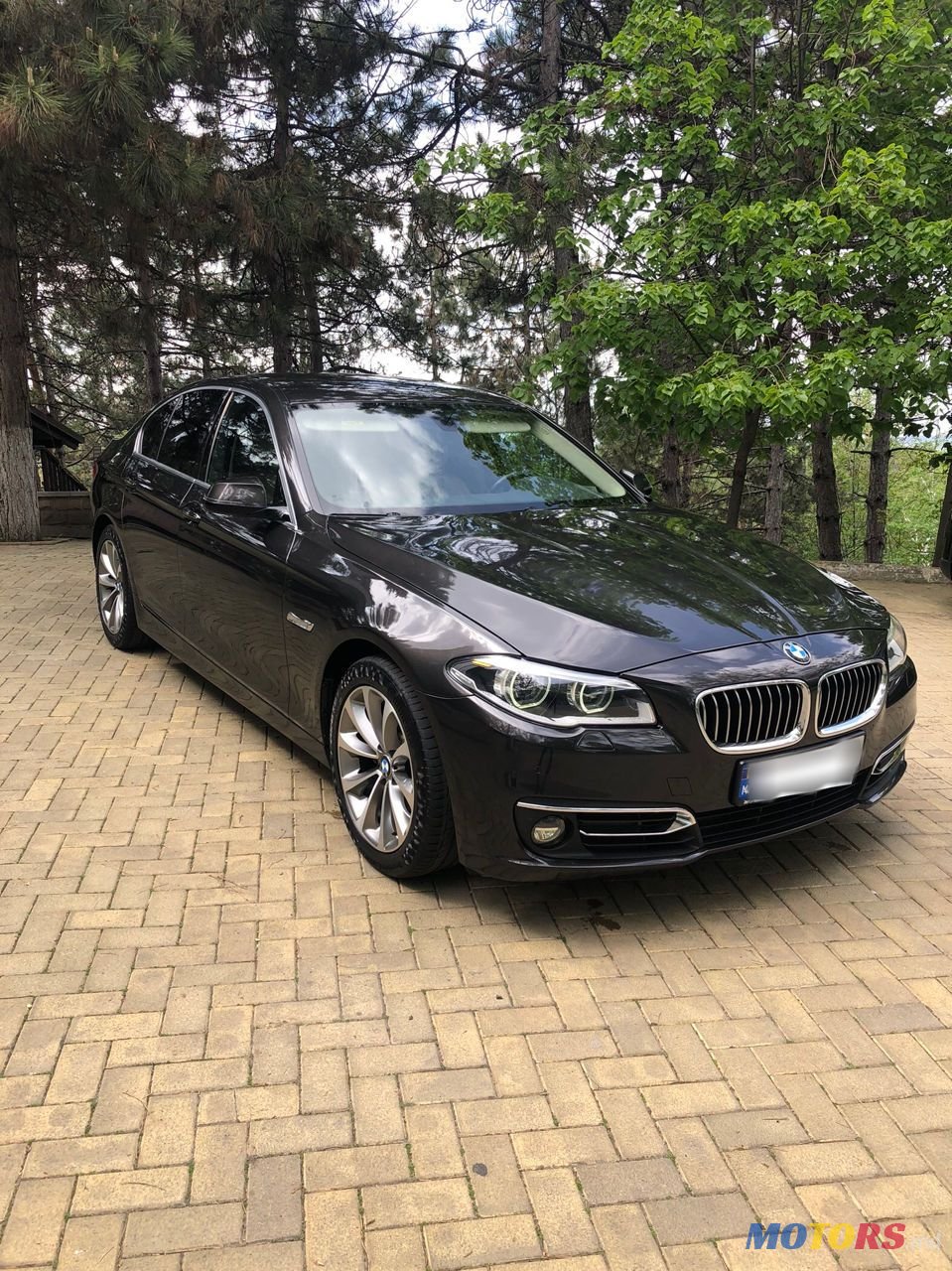 2014' BMW 5 Series photo #1