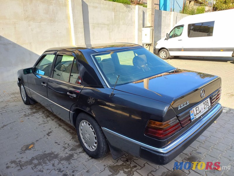1992' Mercedes-Benz Series (W124) photo #4