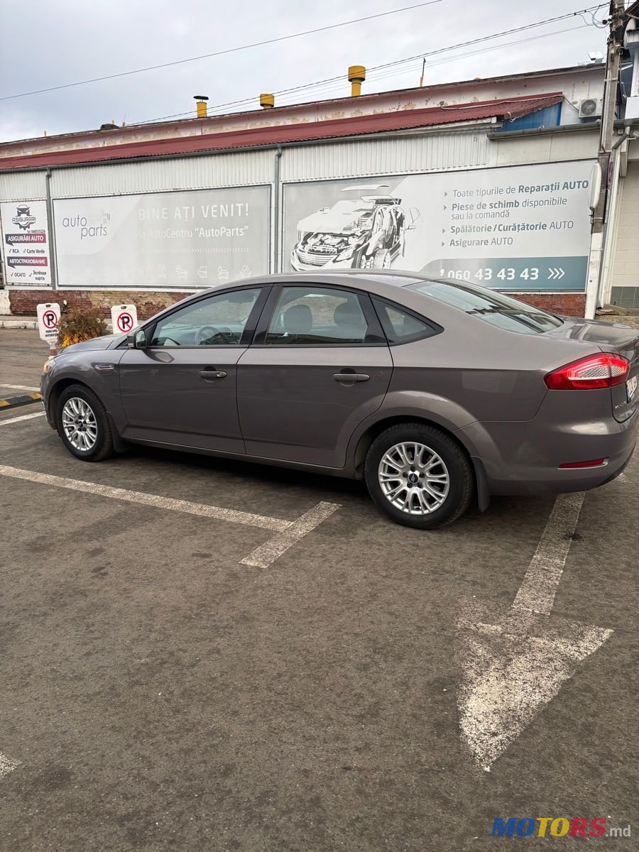 2013' Ford Mondeo photo #6