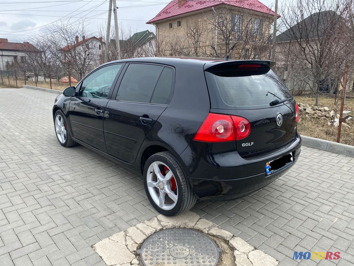 2008' Volkswagen Golf photo #4