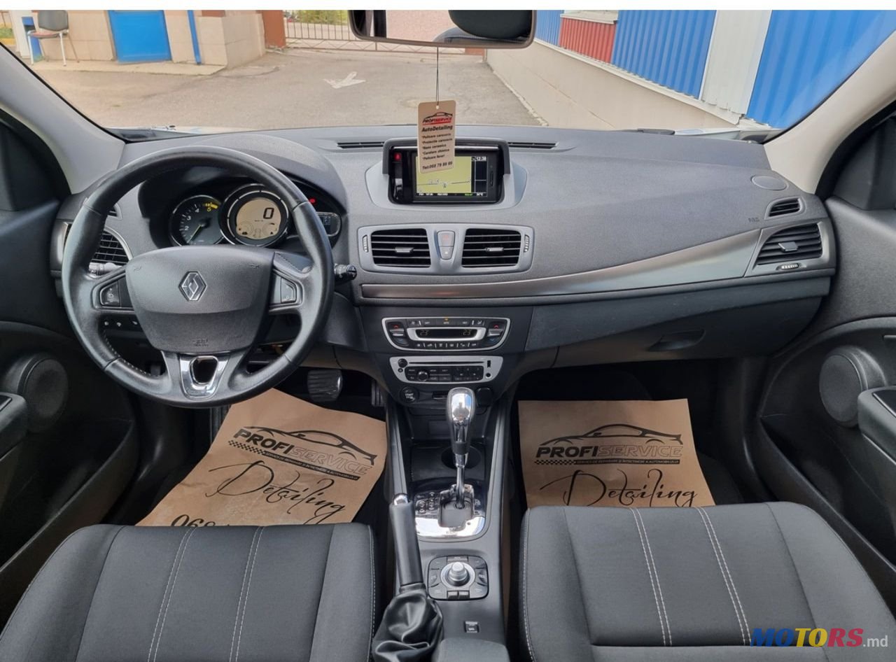 2014' Renault Megane photo #5