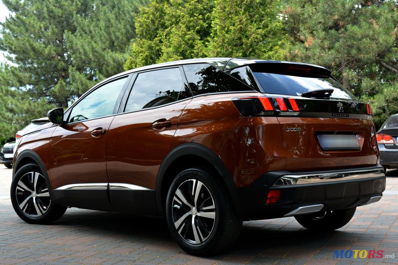 2019' Peugeot 3008 photo #2