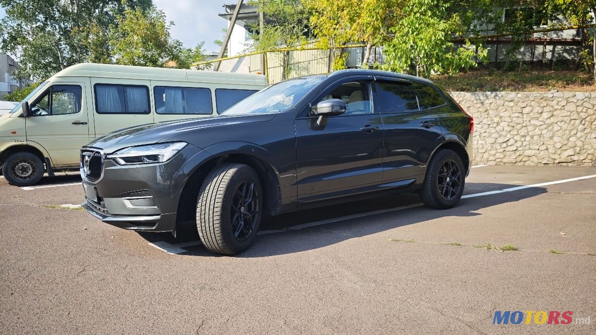 2017' Volvo XC60 photo #3