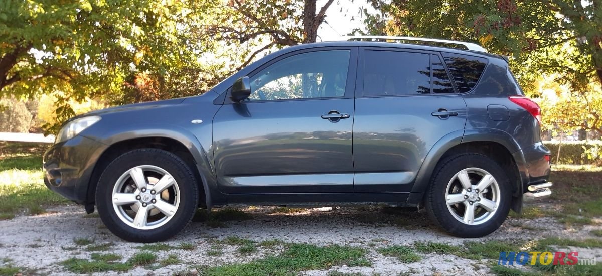 2007' Toyota RAV4 photo #6