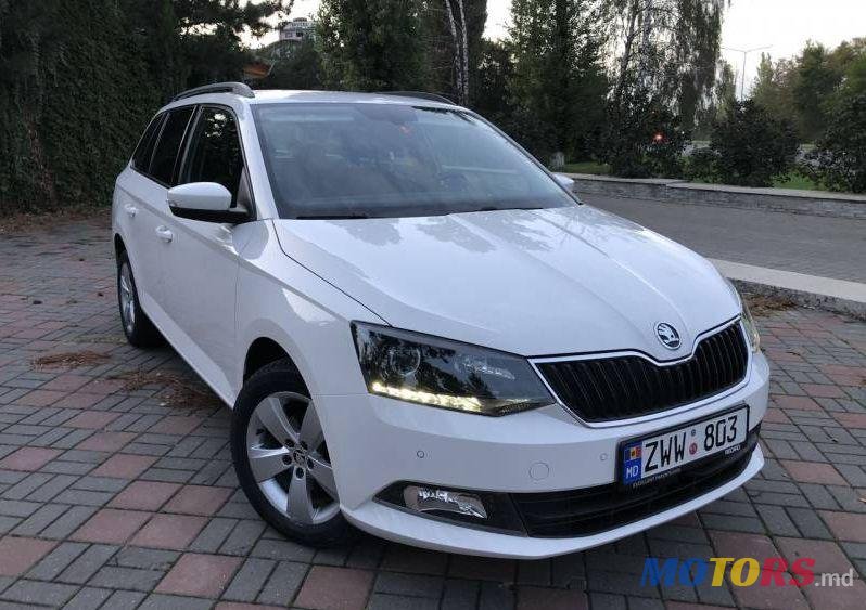 2015' Skoda Fabia photo #1