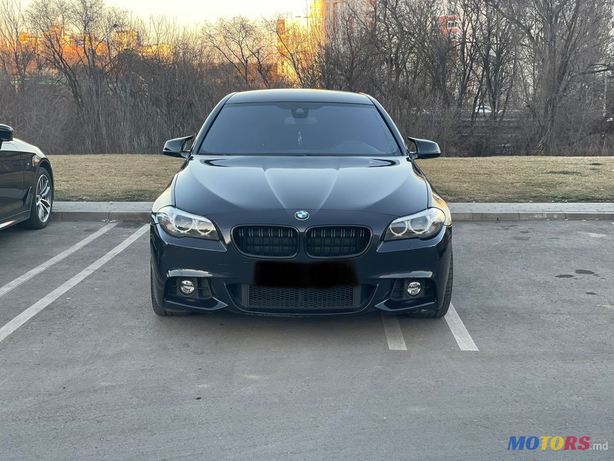 2013' BMW 5 Series photo #2