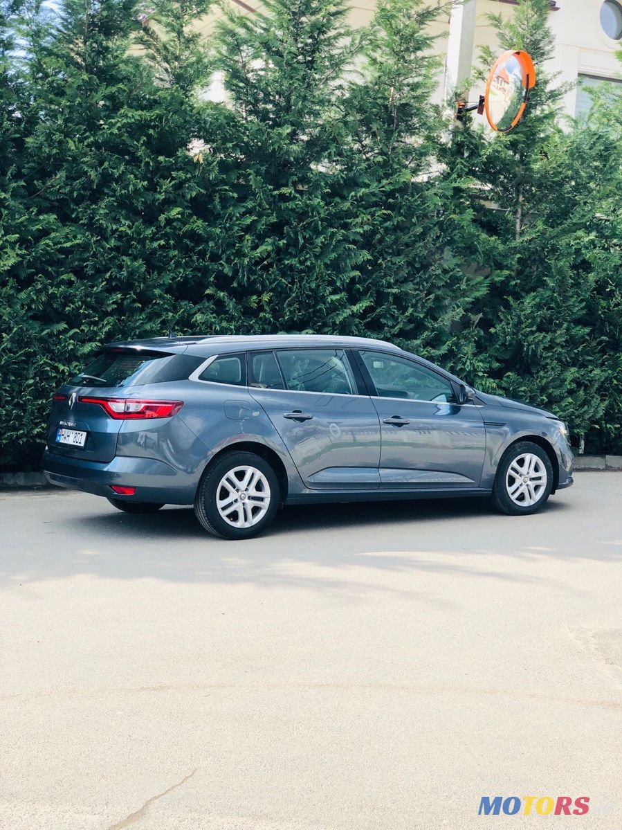 2019' Renault Megane photo #2
