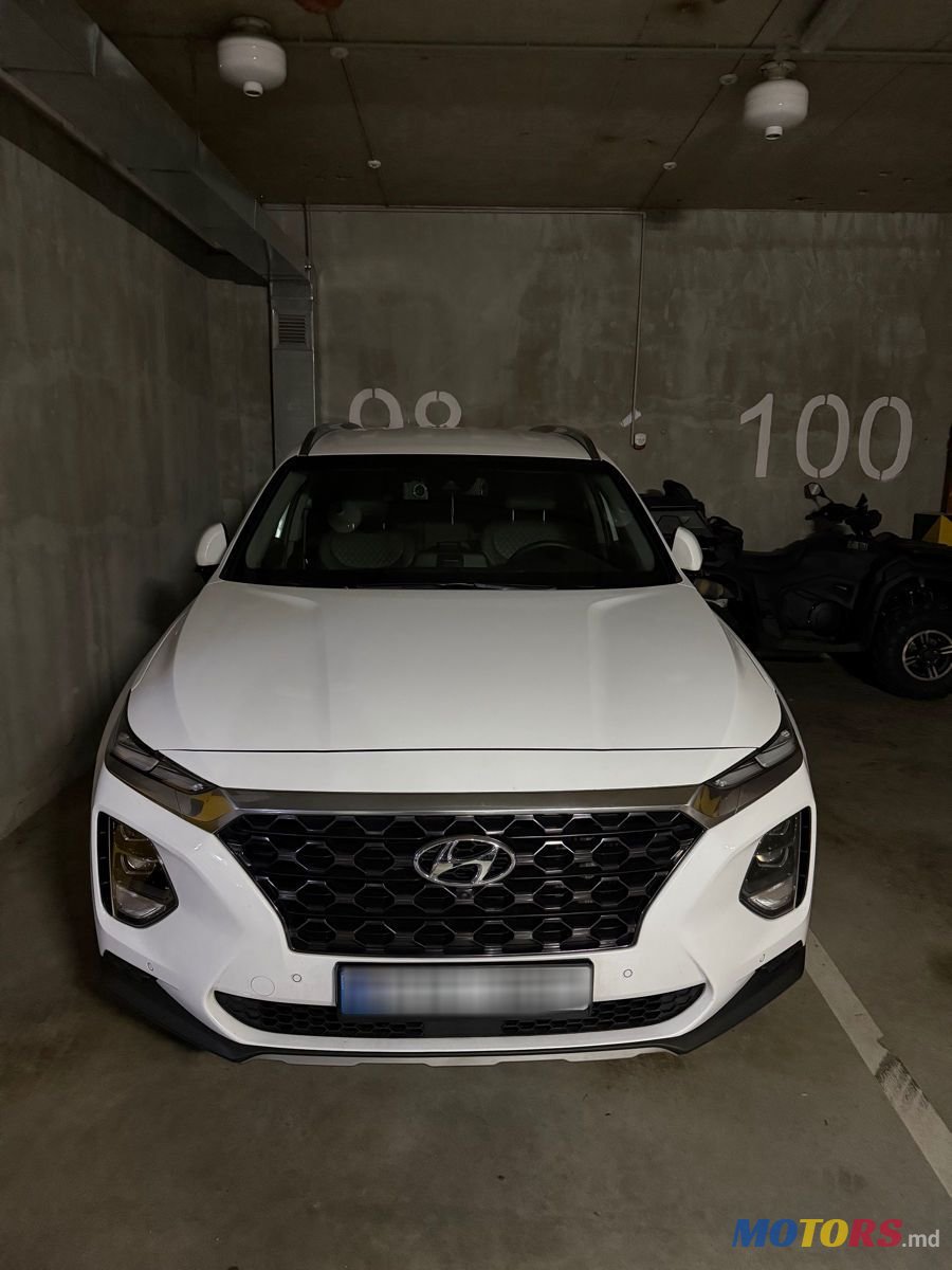 2019' Hyundai Santa Fe photo #1