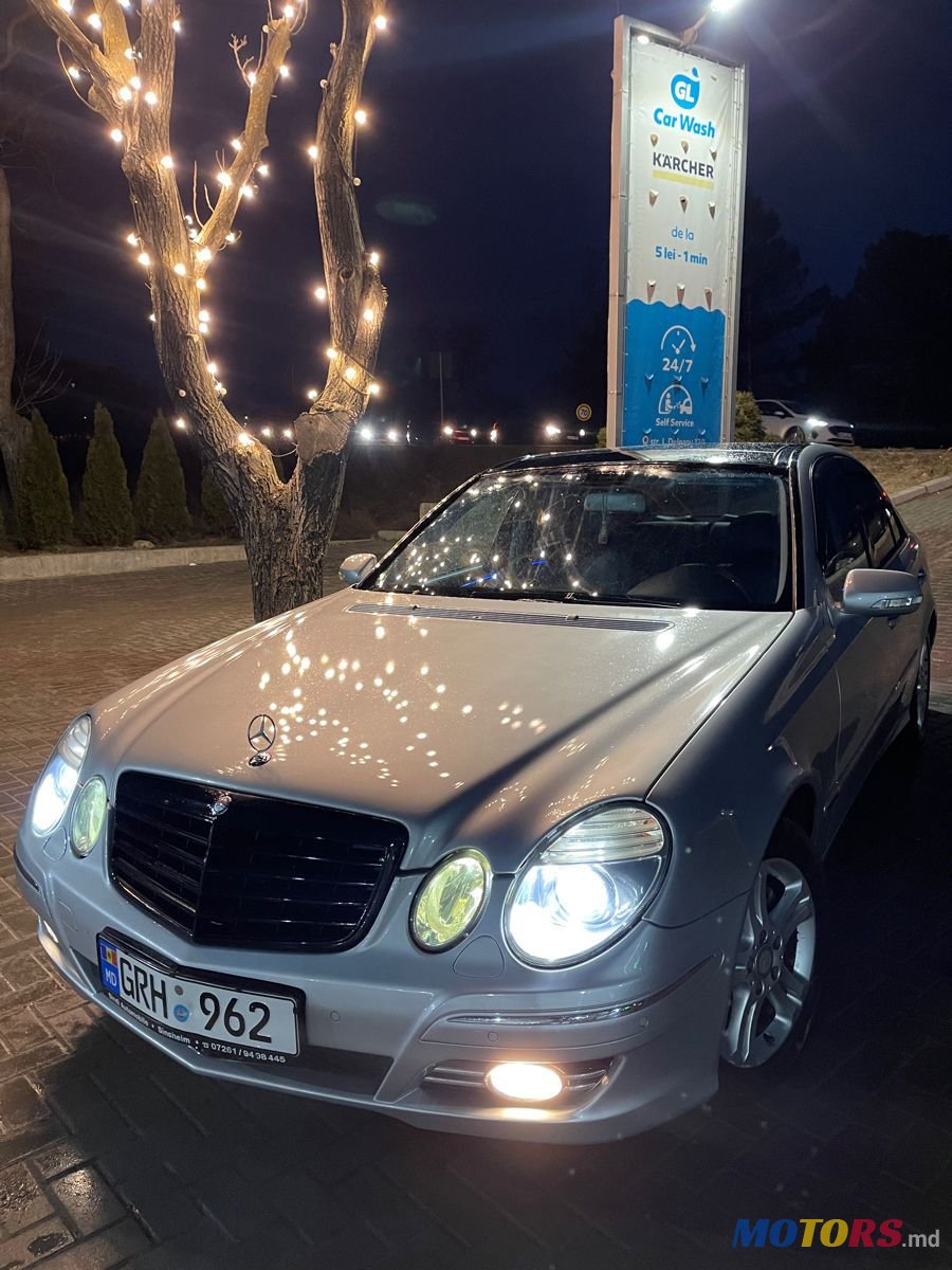 2008' Mercedes-Benz E Класс photo #1