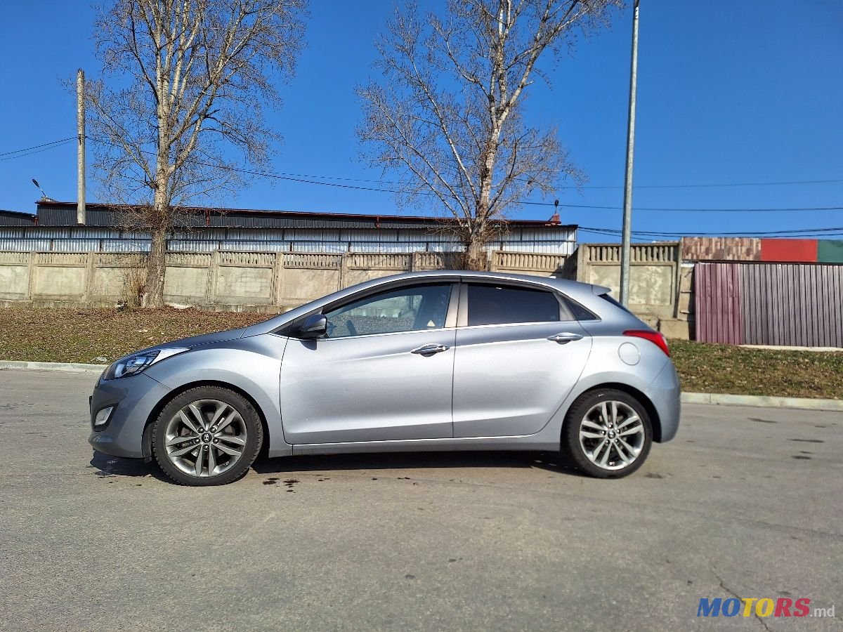 2015' Hyundai i30 photo #4