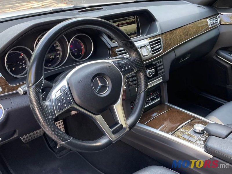 2015' Mercedes-Benz E Класс photo #4