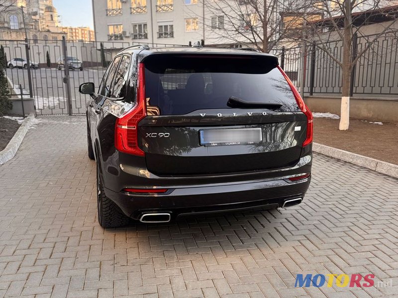 2021' Volvo XC90 photo #5
