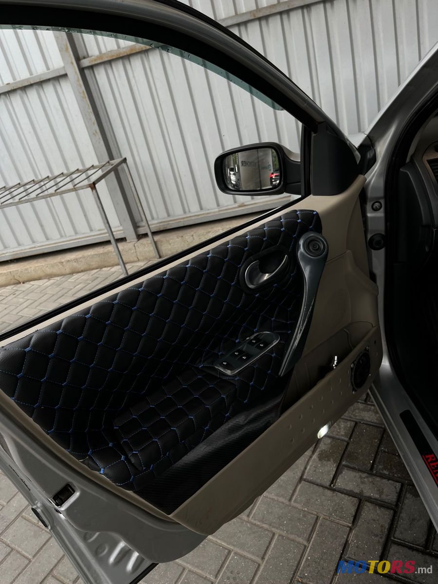 2007' Renault Megane photo #6