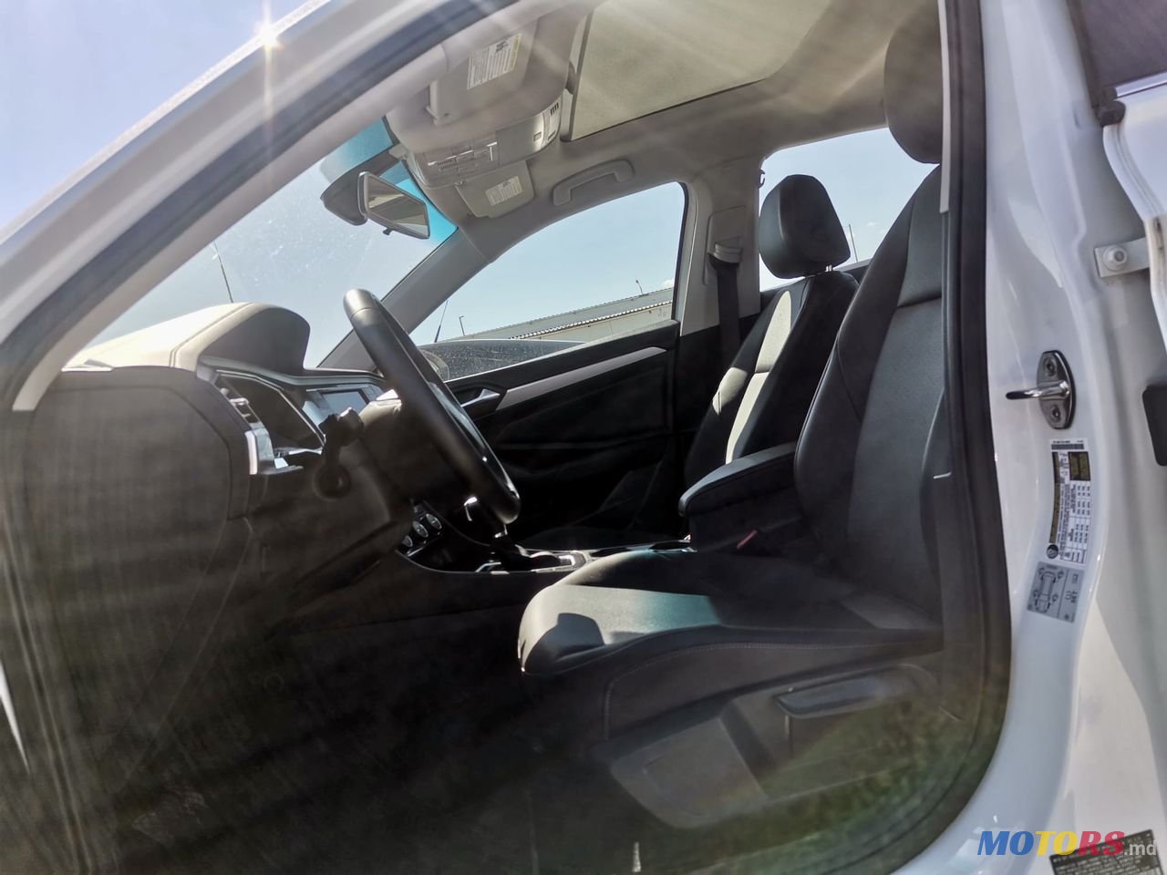 2019' Volkswagen Jetta photo #4