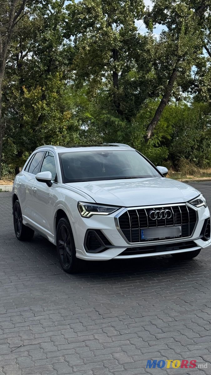 2019' Audi Q3 photo #1