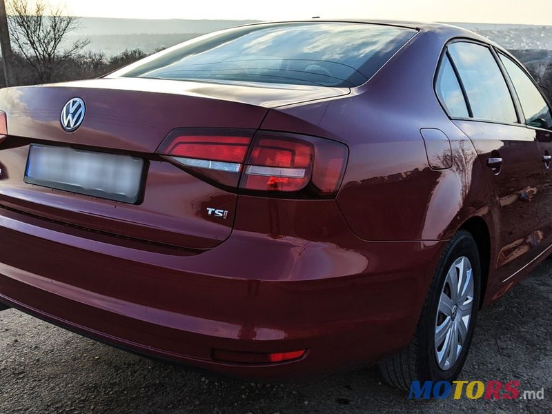 2015' Volkswagen Jetta photo #3