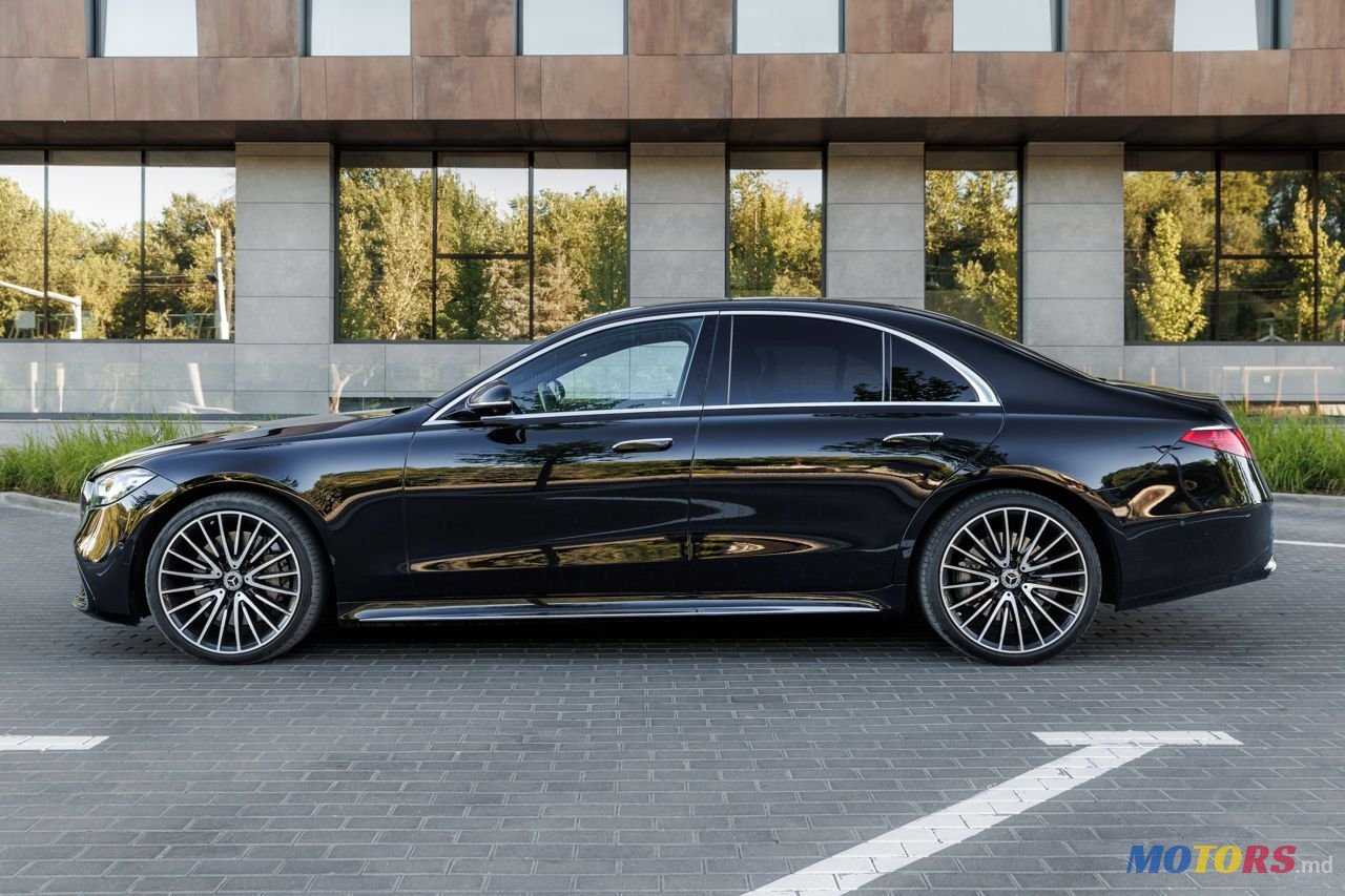 2021' Mercedes-Benz S-Class photo #2
