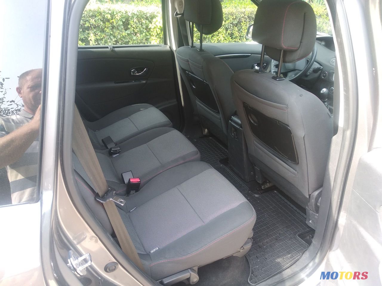 2012' Renault Grand Scenic photo #5