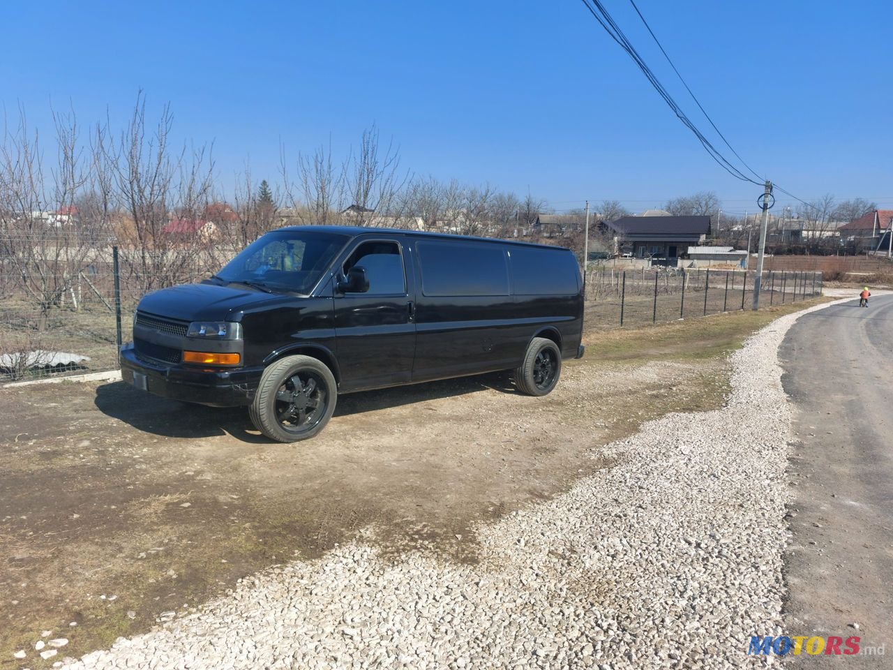 2013' Chevrolet Express photo #1