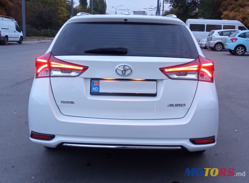 2016' Toyota Auris photo #1