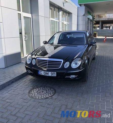 2007' Mercedes-Benz E photo #1