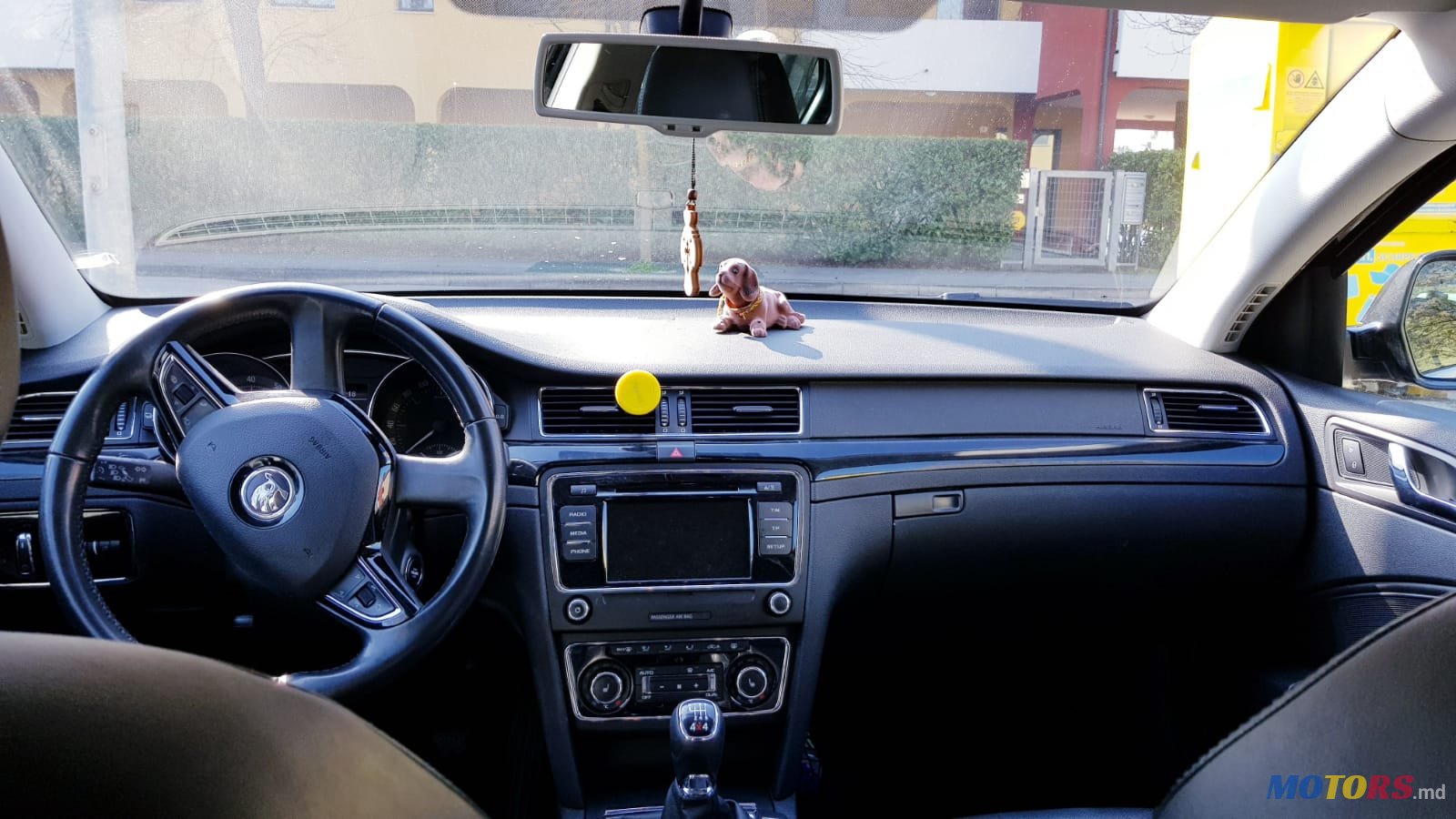 2013' Skoda Superb photo #2