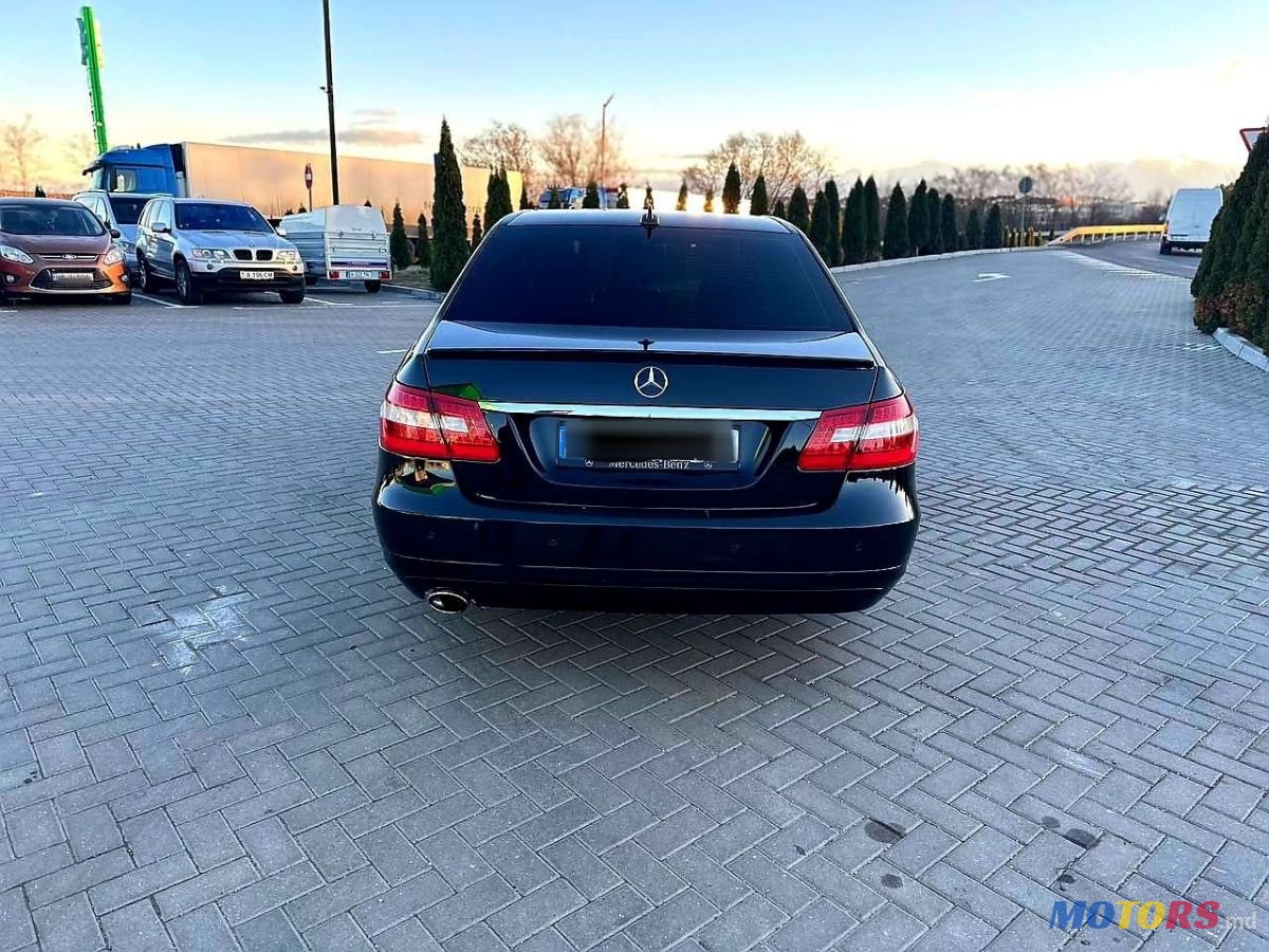 2012' Mercedes-Benz E-Class photo #4