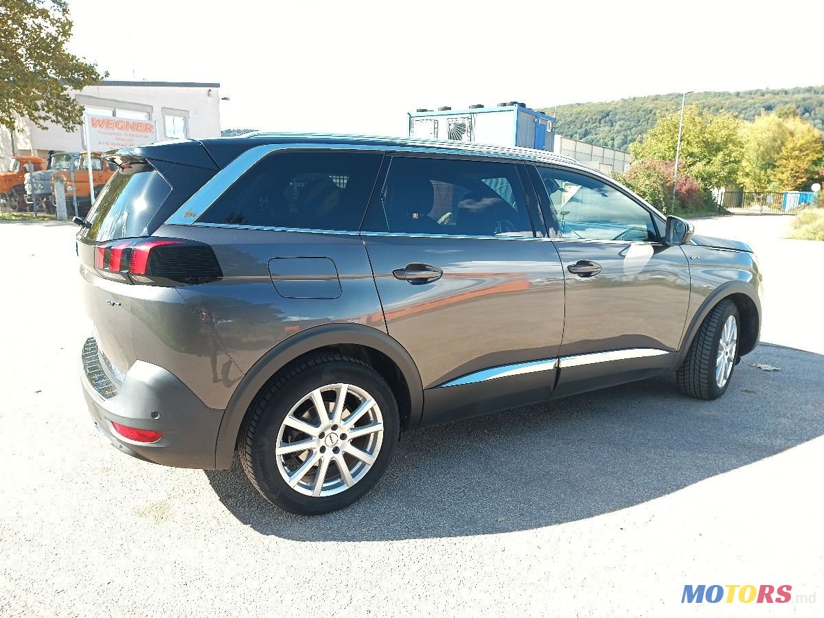 2018' Peugeot 5008 photo #5