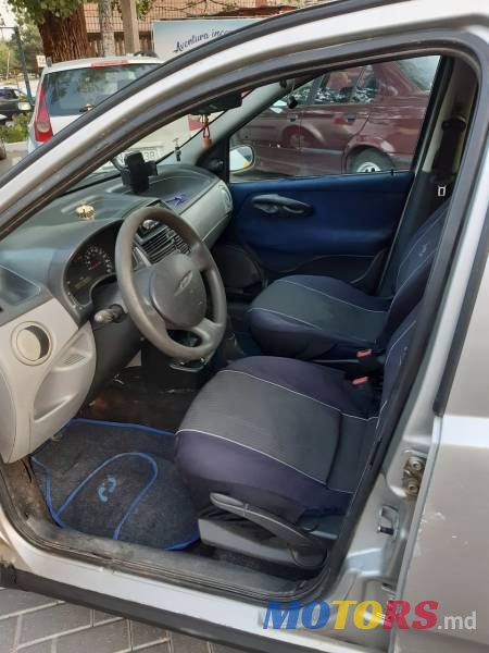 2001' Fiat Punto photo #5