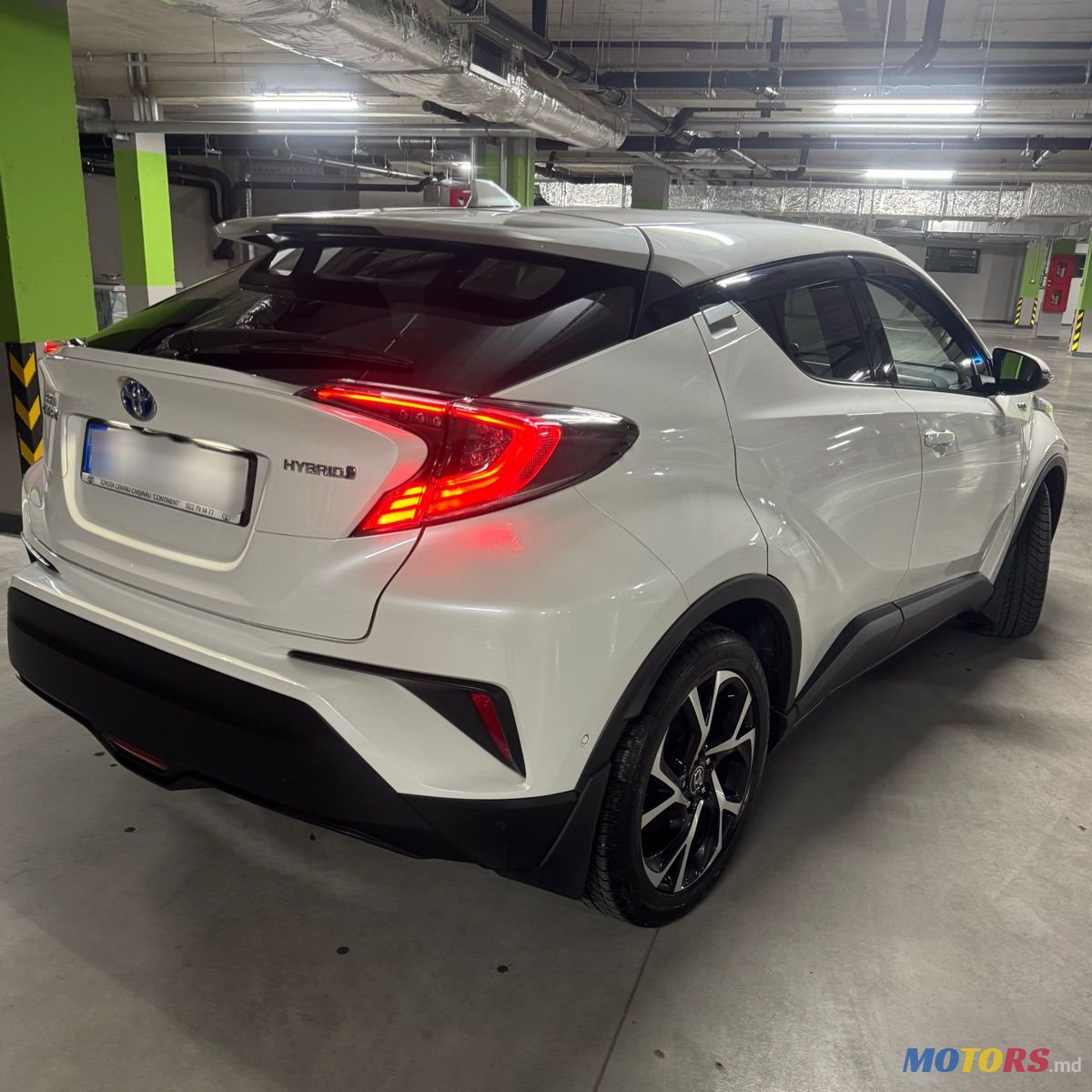 2018' Toyota C-HR photo #4