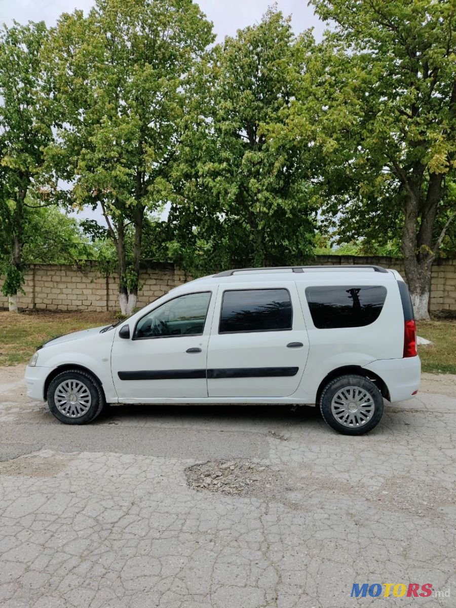 2009' Dacia Logan photo #4