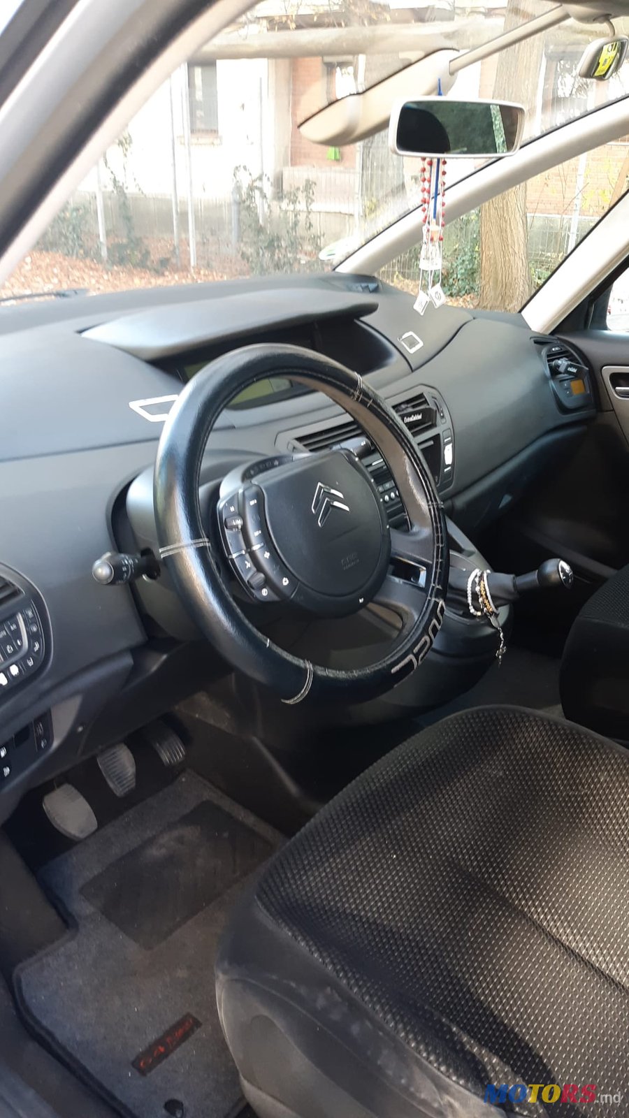 2008' Citroen C4 Picasso Grand photo #2