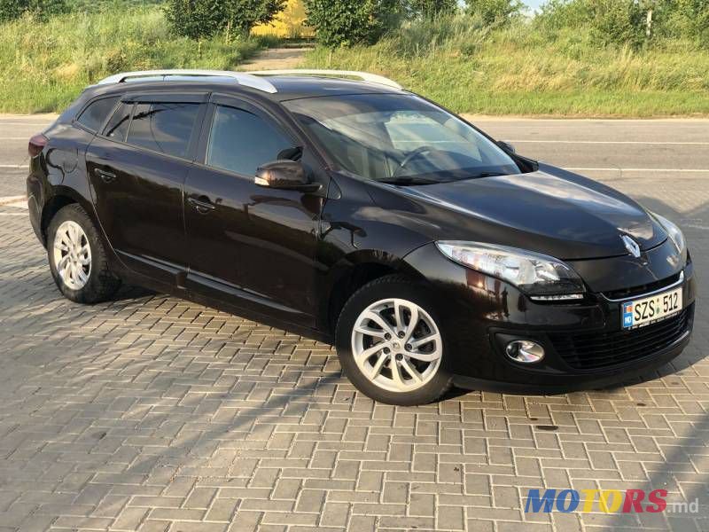 2012' Renault Megane photo #1
