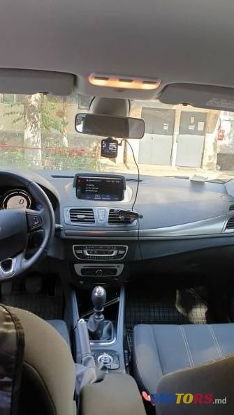 2014' Renault Megane photo #1