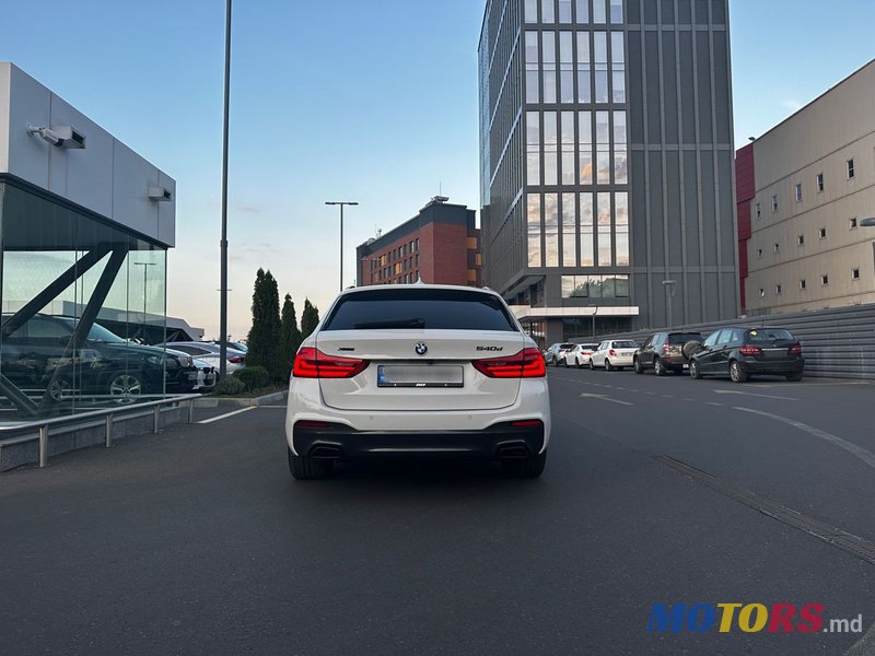 2019' BMW 5 Series photo #3