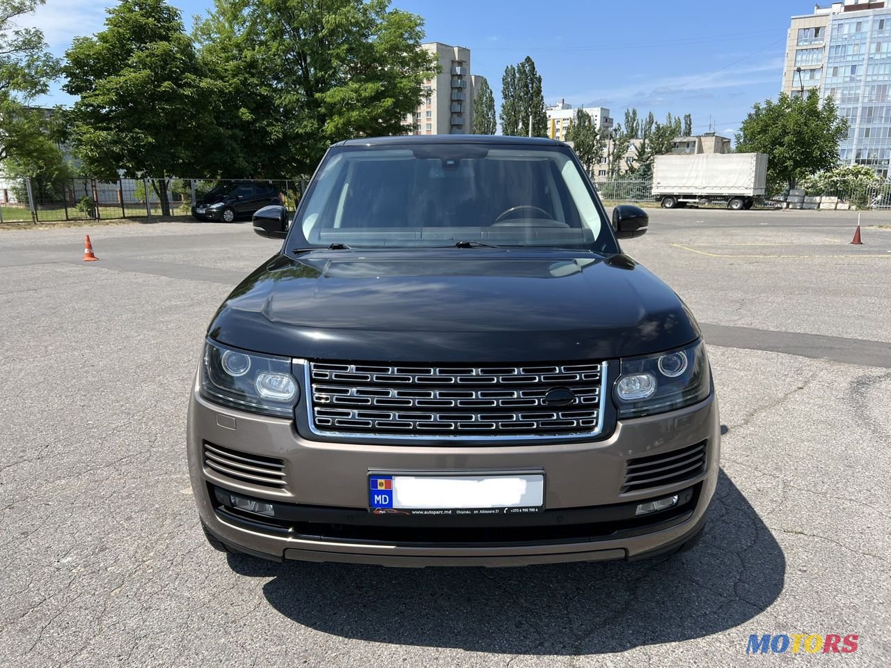 2014' Land Rover Range Rover photo #2