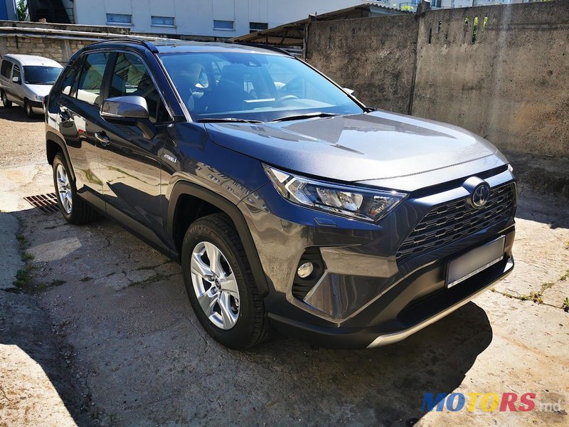 2021' Toyota RAV4 photo #2