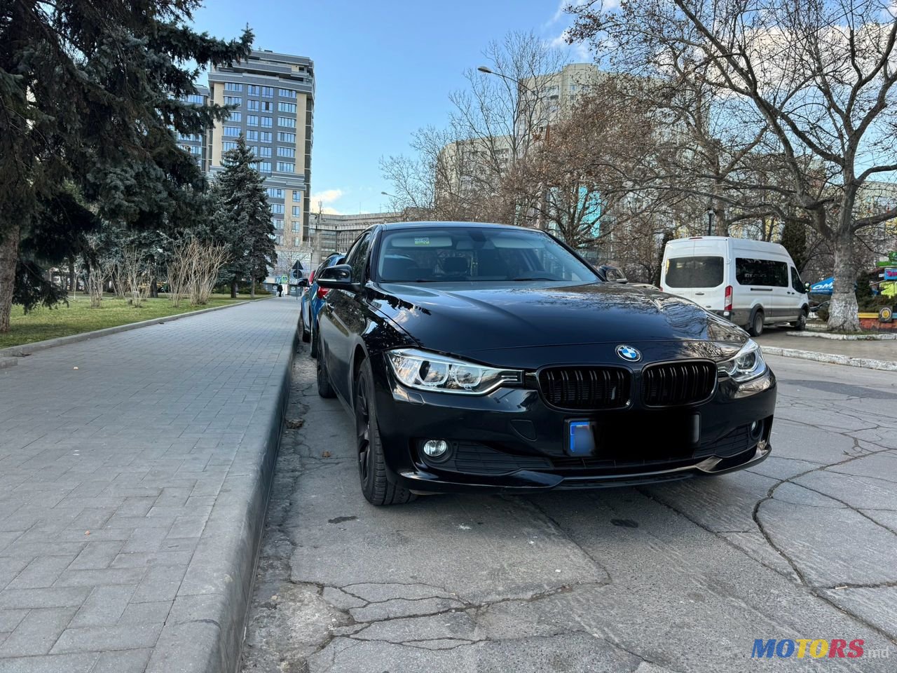 2014' BMW 3 Series photo #2