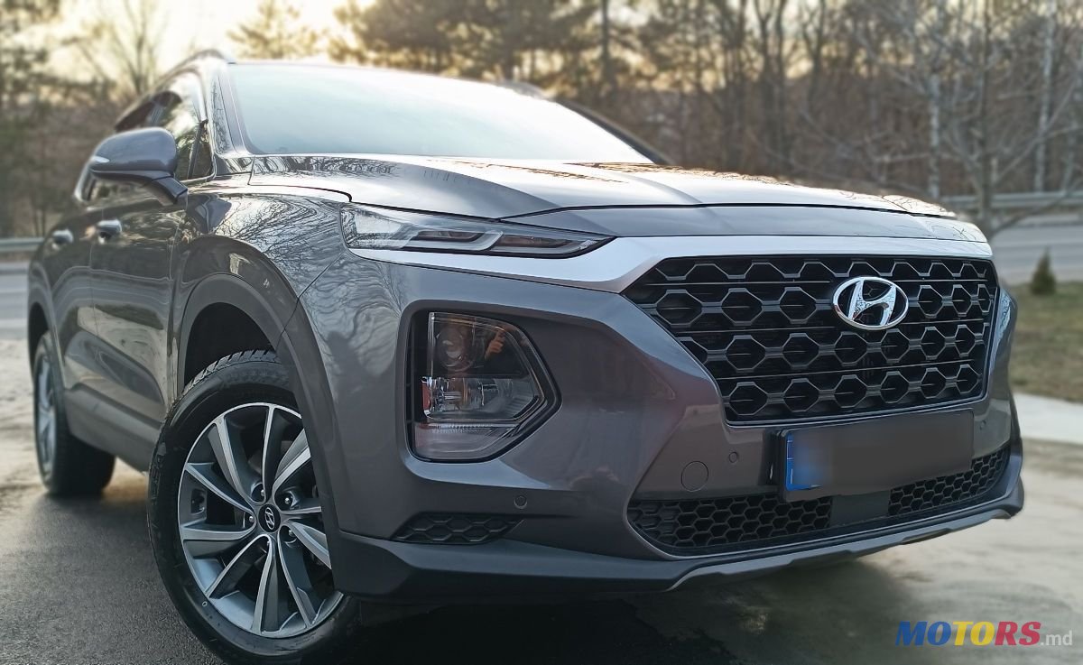 2019' Hyundai Santa Fe photo #1