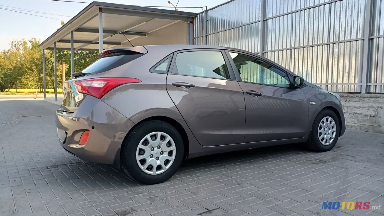 2013' Hyundai i30 photo #3