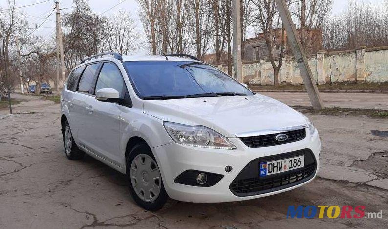 2009' Ford Focus photo #2