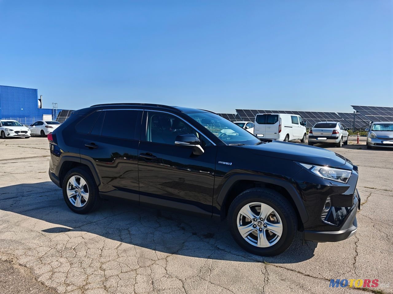 2021' Toyota RAV4 photo #2