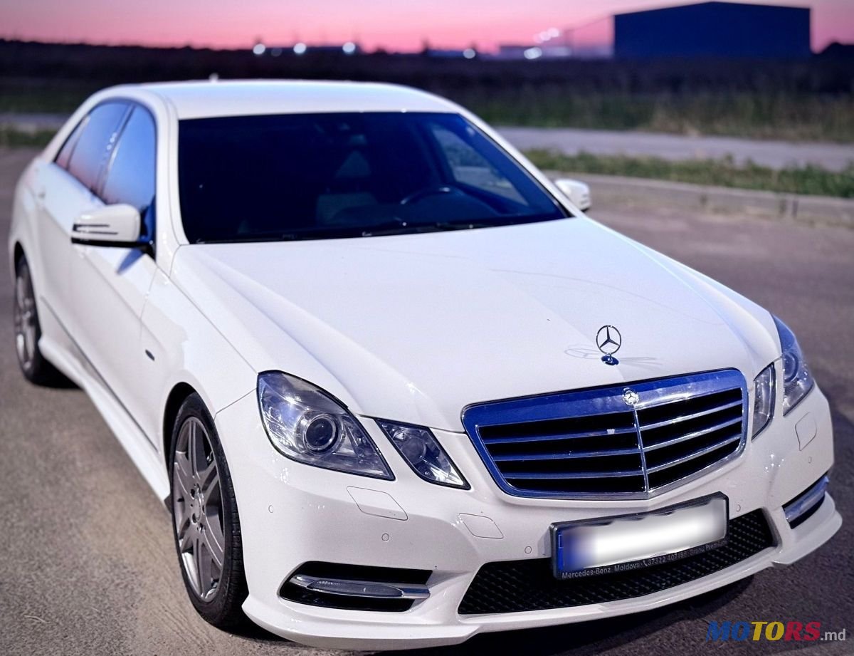 2010' Mercedes-Benz E-Class photo #1