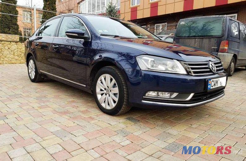 2012' Volkswagen Passat photo #1