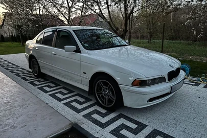 2002' BMW 5 Series