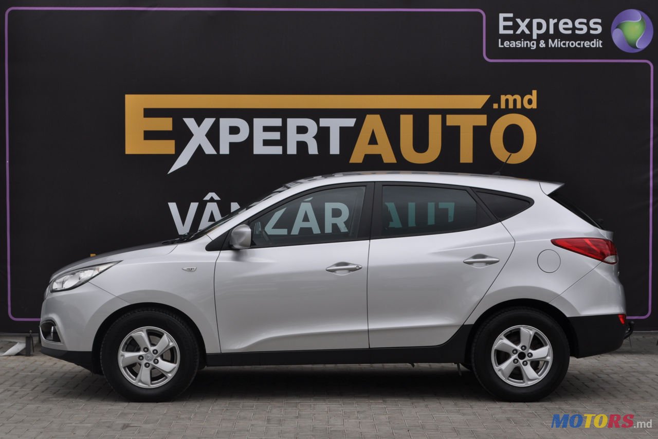 2012' Hyundai Tucson photo #3