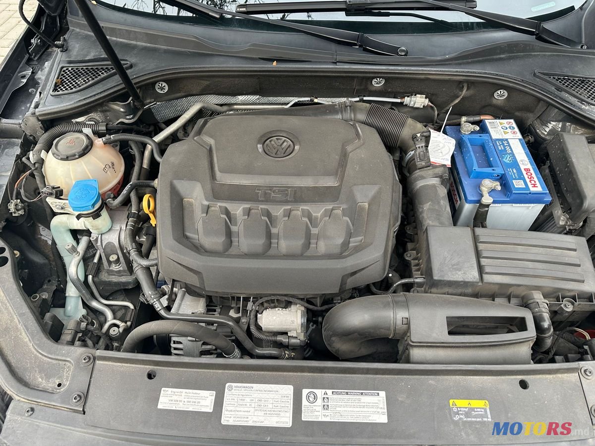 2018' Volkswagen Passat photo #6