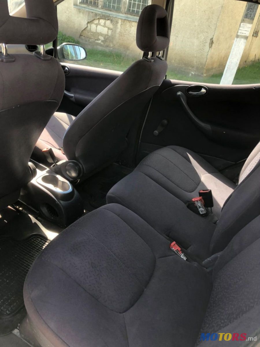 2001' Mercedes-Benz A-Class photo #6